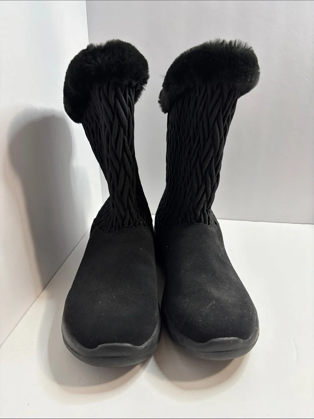 Skechers On The Go Joy Snow Bunny Boots Womens Sz 7.5 Black Gen 5 EUC